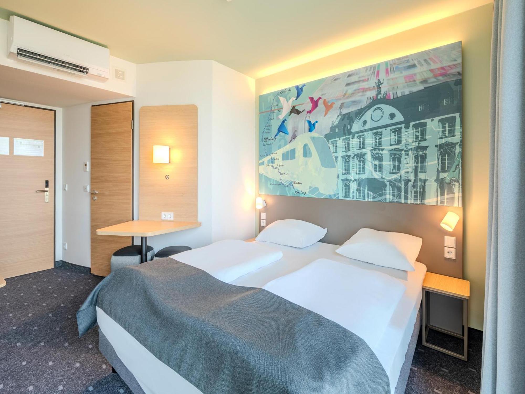 B&B Hotel Offenburg-Hbf 外观 照片