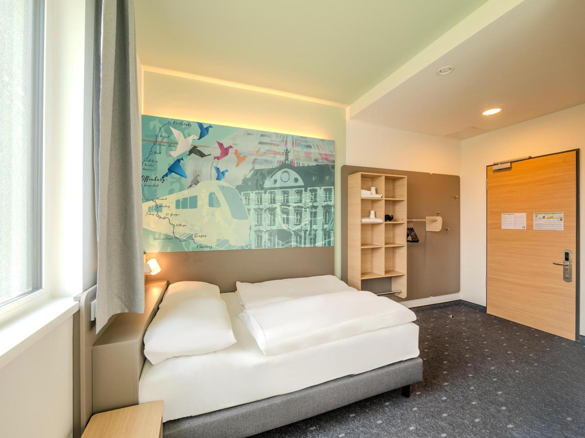 B&B Hotel Offenburg-Hbf 外观 照片