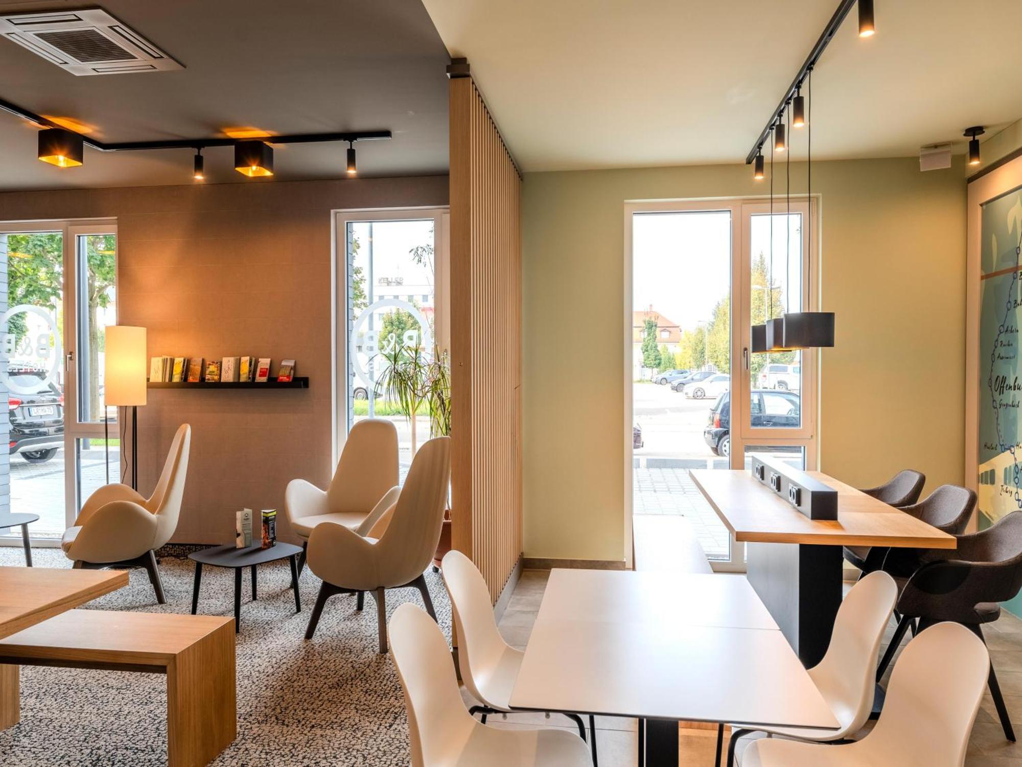B&B Hotel Offenburg-Hbf 外观 照片