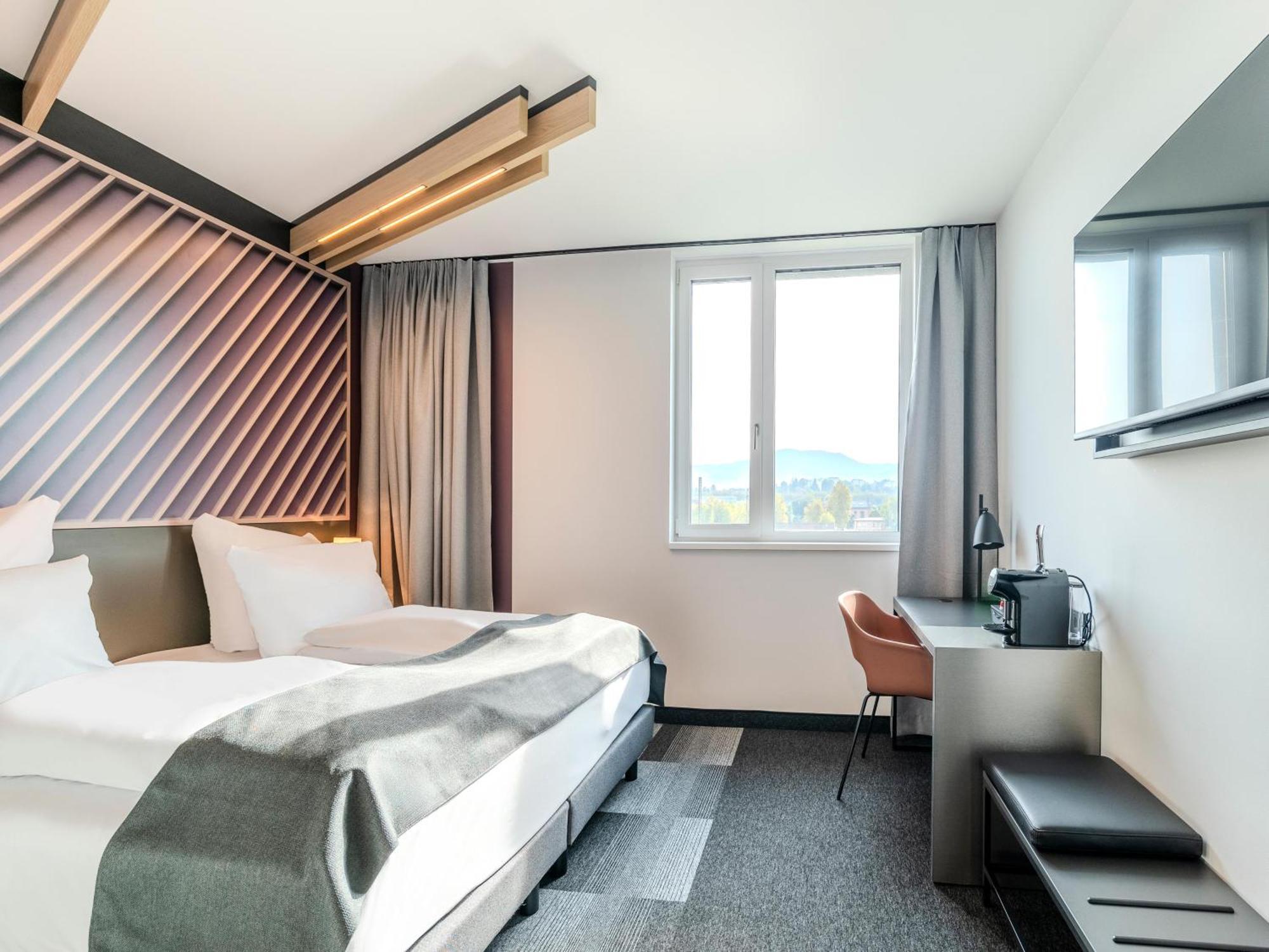 B&B Hotel Offenburg-Hbf 外观 照片